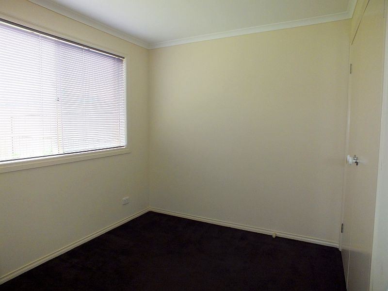 22 Wakenshaw Crescent, Pakenham VIC 3810