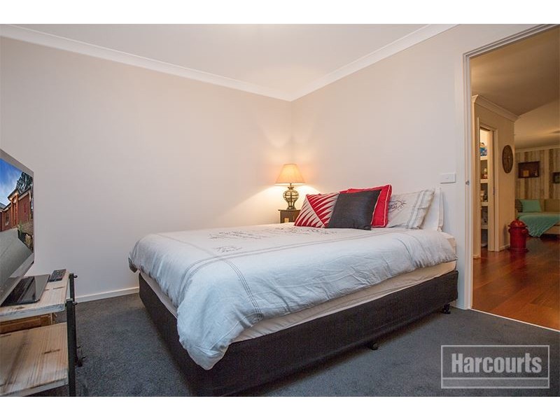 30 Ash Crescent, Pakenham VIC 3810