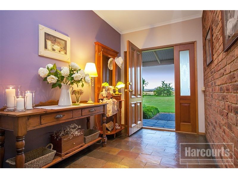 57 Coop Road, Pakenham VIC 3810