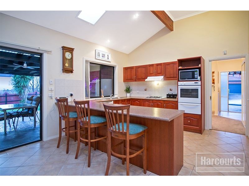 2 Ralron Court, Pakenham VIC 3810