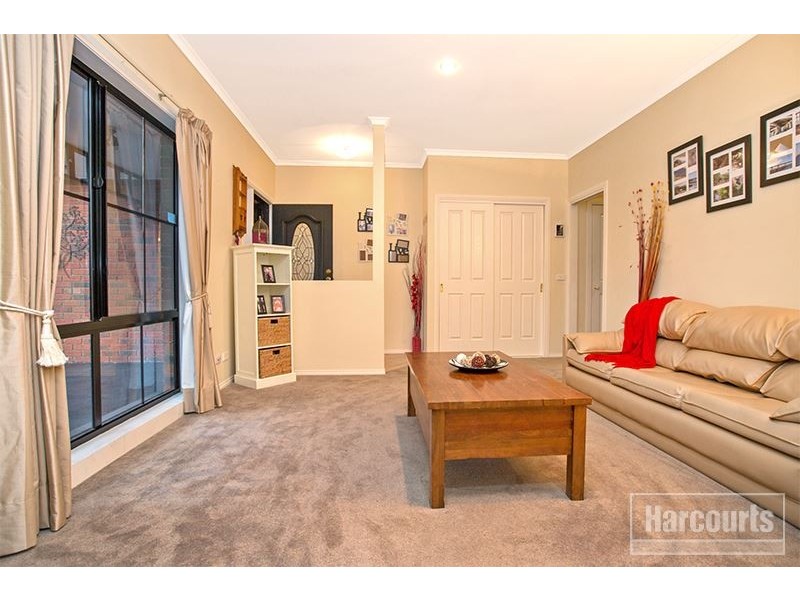 2 Ralron Court, Pakenham VIC 3810