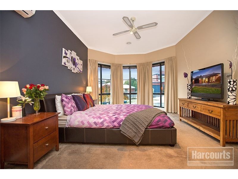 2 Ralron Court, Pakenham VIC 3810