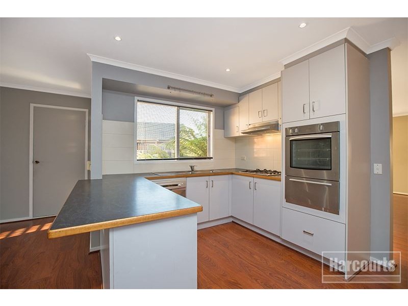 13 Duncan Drive, Pakenham VIC 3810