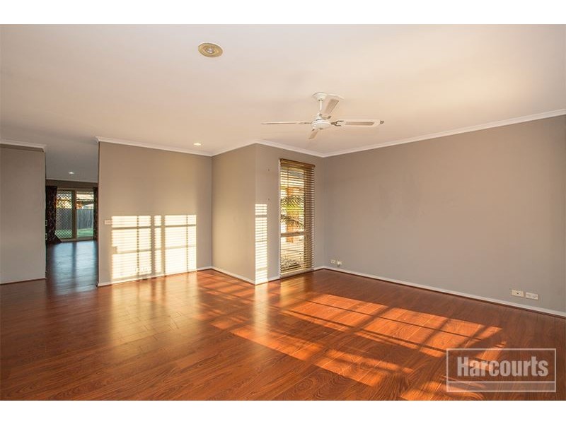 13 Duncan Drive, Pakenham VIC 3810