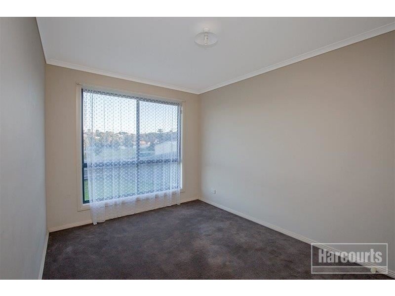 19 Meaby Drive, Pakenham VIC 3810
