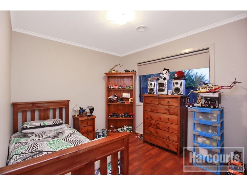 30 Caspian Chase, Pakenham VIC 3810