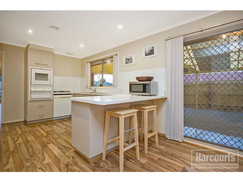 124 Eagle Drive, Pakenham VIC 3810