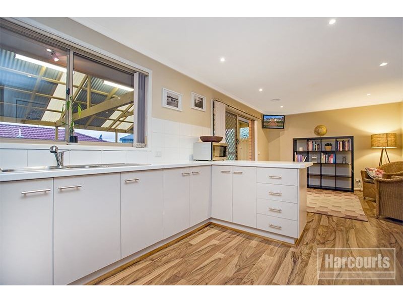 124 Eagle Drive, Pakenham VIC 3810