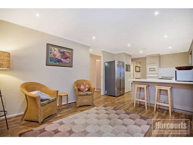 124 Eagle Drive, Pakenham VIC 3810