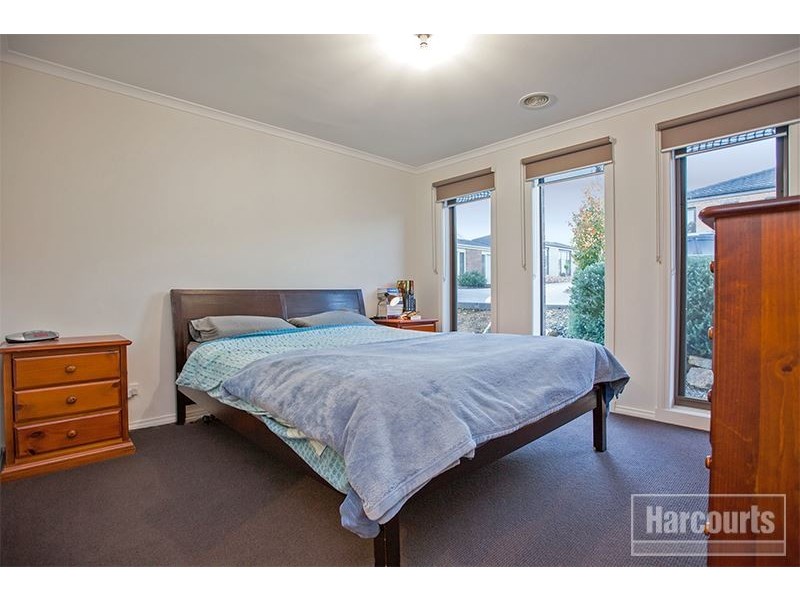 19/108 Ahern Road, Pakenham VIC 3810