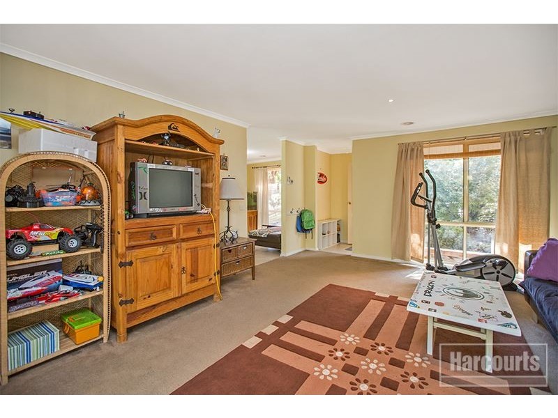 2 Tonia Court, Pakenham VIC 3810