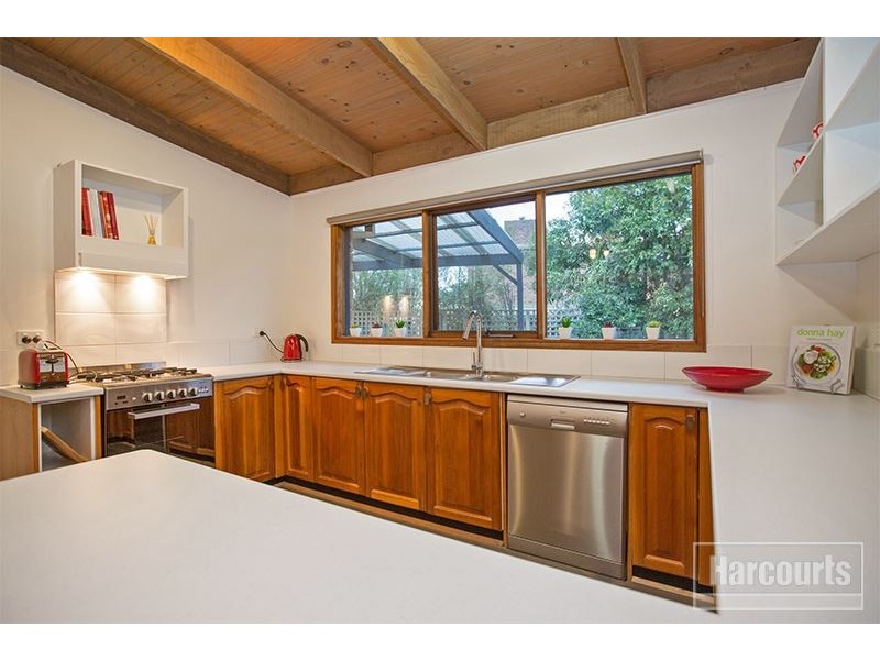 11 Adam Court, Pakenham VIC 3810