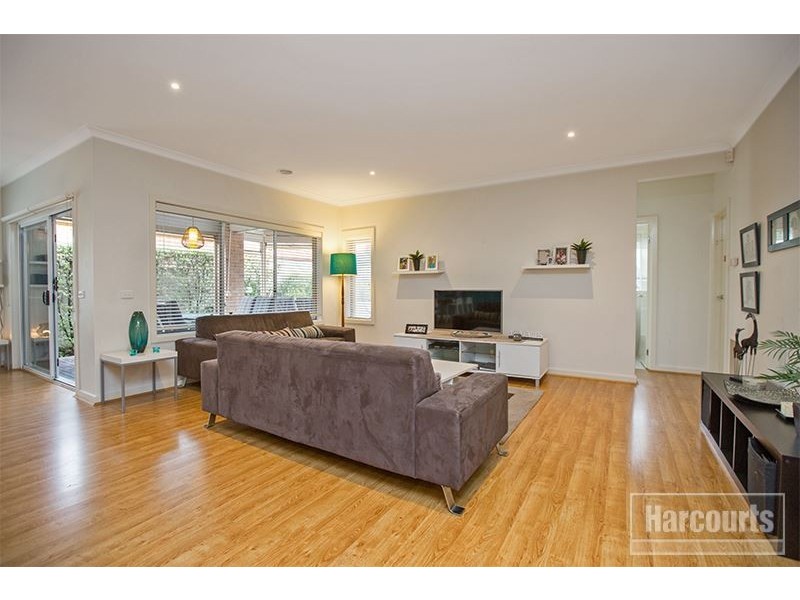 20 Juliet Gardens, Pakenham VIC 3810