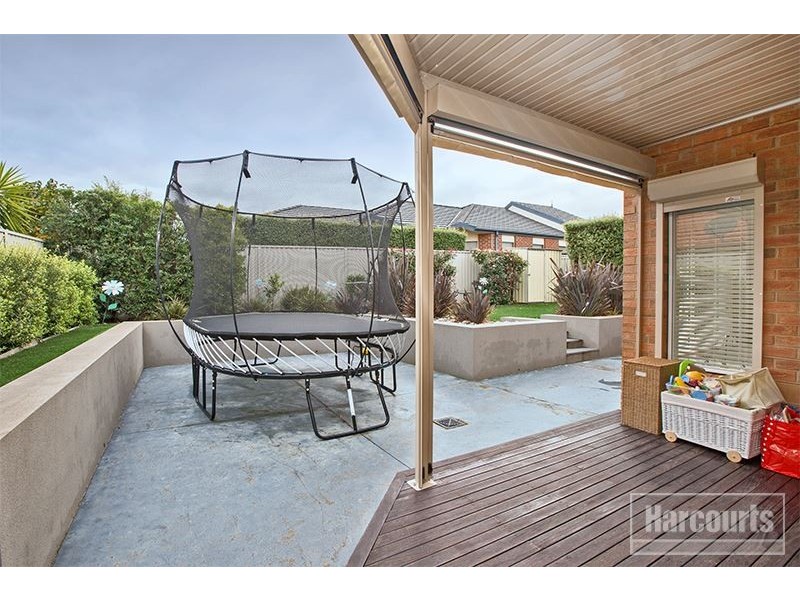 20 Juliet Gardens, Pakenham VIC 3810