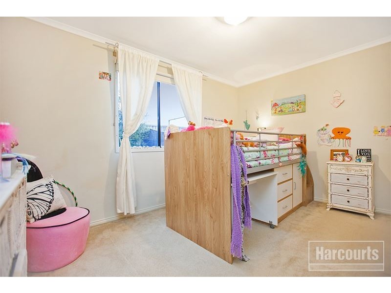 30 Scarlet Crescent, Pakenham VIC 3810