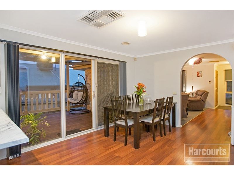 18 McGill Court, Pakenham VIC 3810