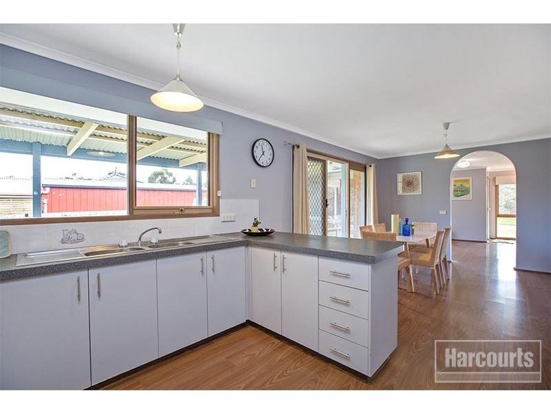 11 Matthews Court, Pakenham VIC 3810