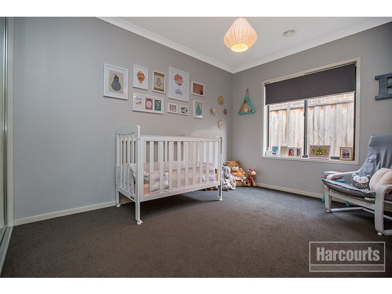 25 Tilden Rise, Cranbourne North VIC 3977