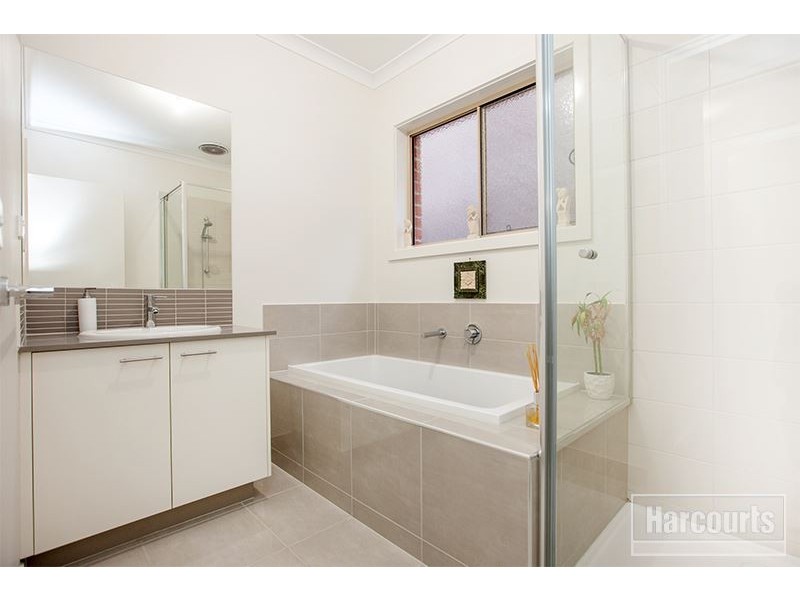 35/3 Manor View, Pakenham VIC 3810