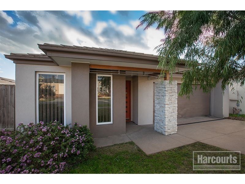 13 Wedgewood Drive, Pakenham VIC 3810