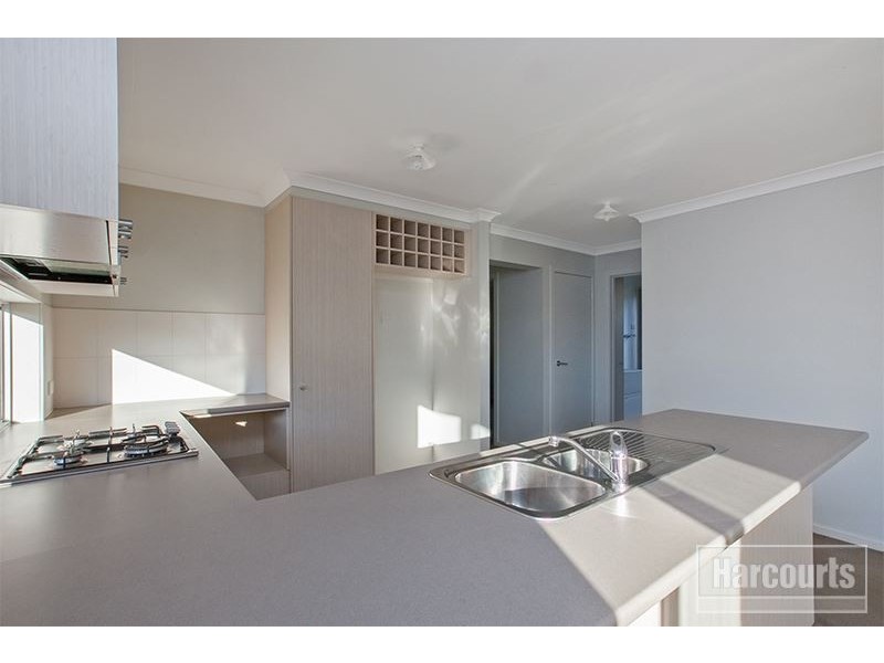 13 Wedgewood Drive, Pakenham VIC 3810