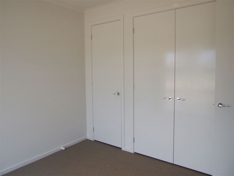 10 Acorn Lane, Pakenham VIC 3810