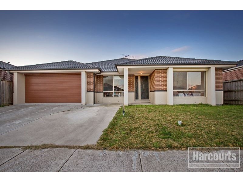 13 Vanessa Circuit, Pakenham VIC 3810