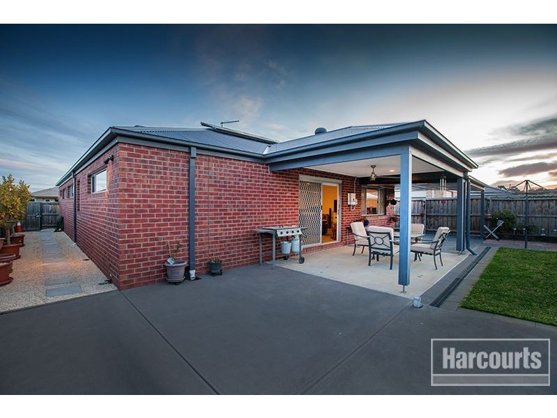 21 Central Avenue, Pakenham VIC 3810