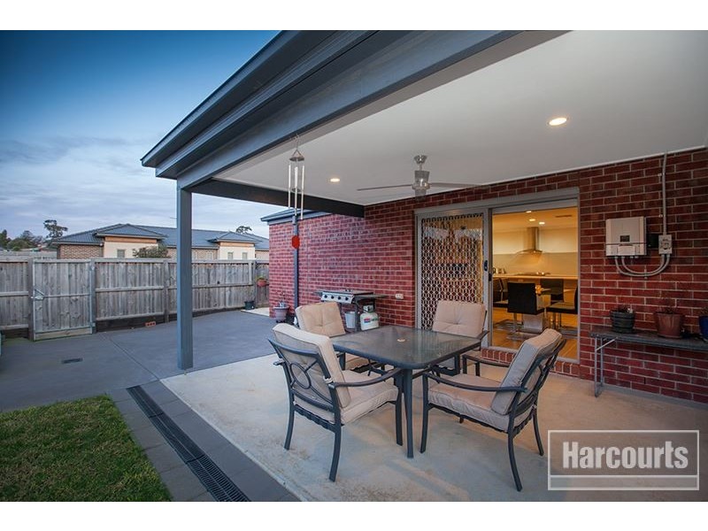 21 Central Avenue, Pakenham VIC 3810