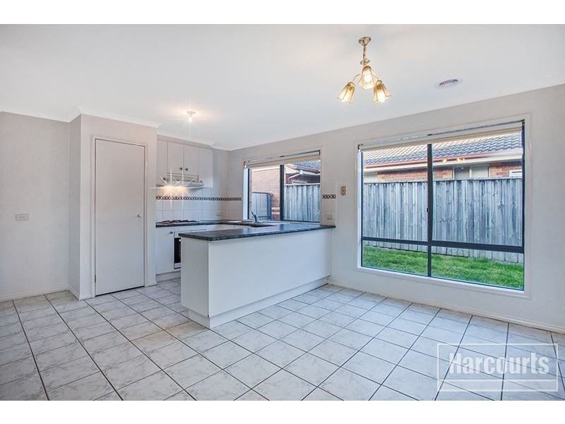 98 Ebony Drive, Pakenham VIC 3810