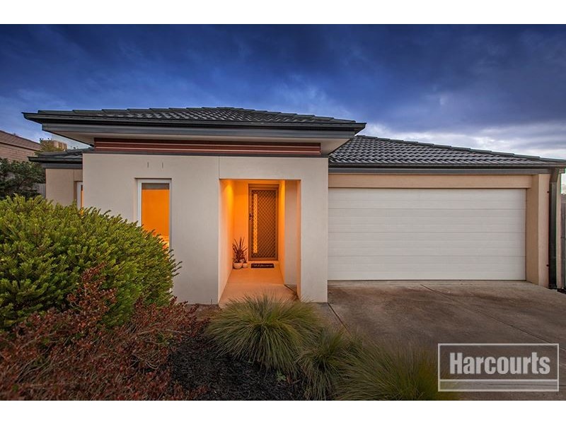 37 Manna Gum Drive, Pakenham VIC 3810