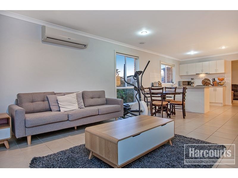 37 Manna Gum Drive, Pakenham VIC 3810