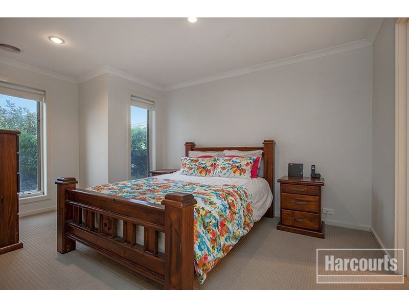 37 Manna Gum Drive, Pakenham VIC 3810