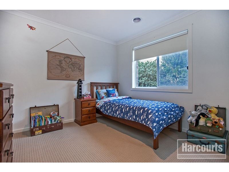 37 Manna Gum Drive, Pakenham VIC 3810