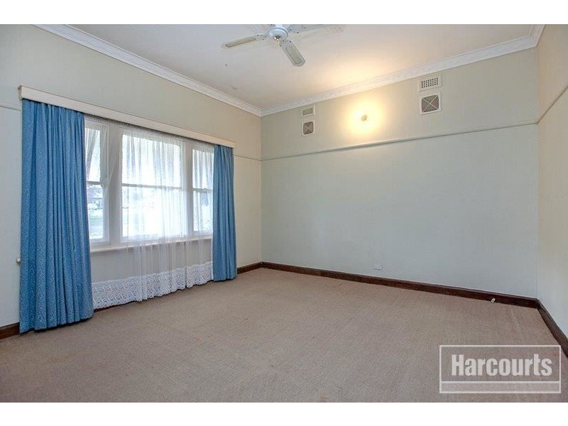 59 Princes Highway, Pakenham VIC 3810