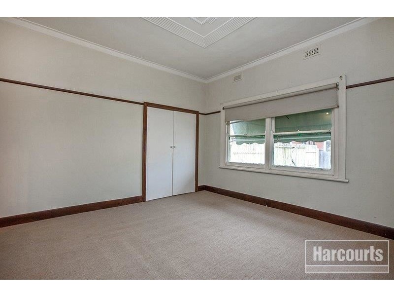 59 Princes Highway, Pakenham VIC 3810