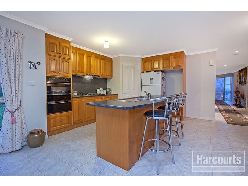 12 Eddie Barron Terrace, Pakenham VIC 3810