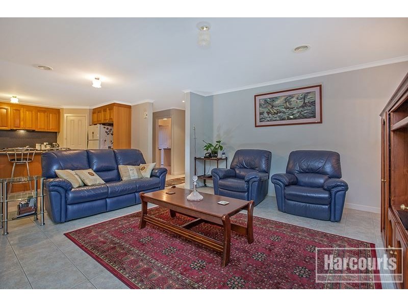 12 Eddie Barron Terrace, Pakenham VIC 3810