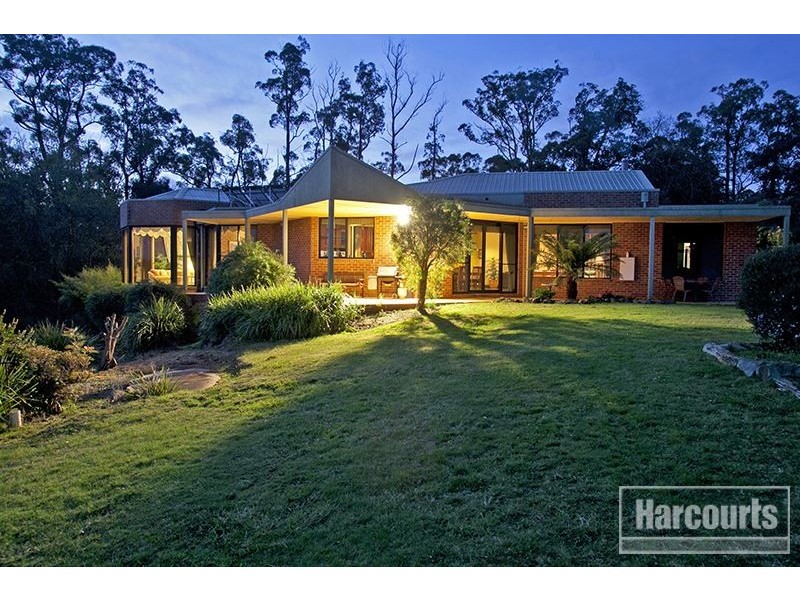 105 Mann Road, Pakenham Upper VIC 3810