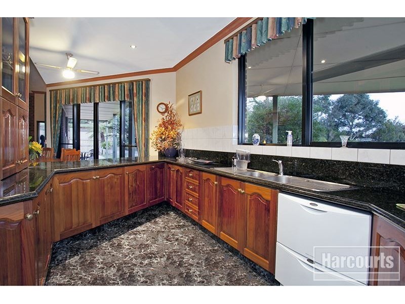 105 Mann Road, Pakenham Upper VIC 3810