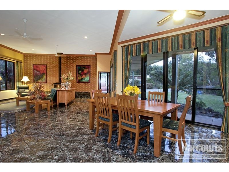 105 Mann Road, Pakenham Upper VIC 3810