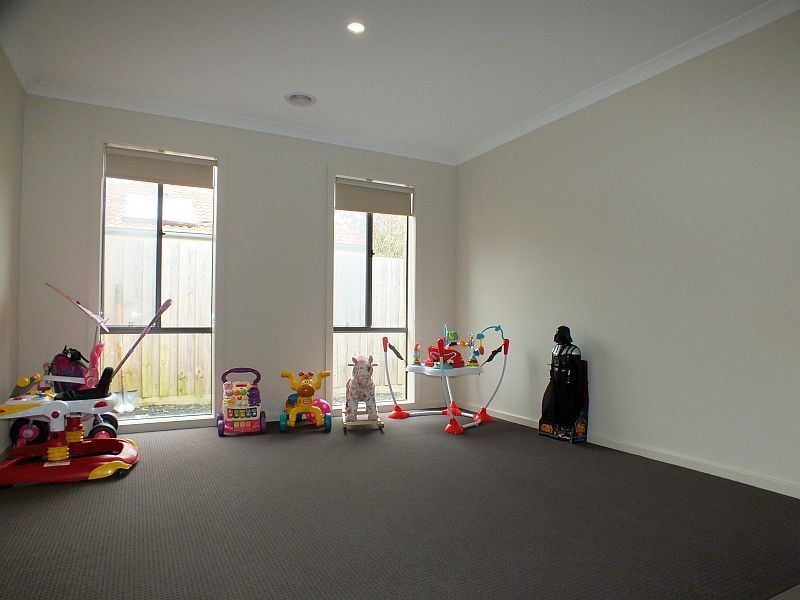 58 Melissa Way, Pakenham VIC 3810