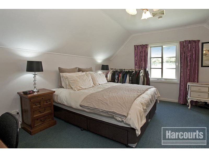 6 Warren Road, Nar Nar Goon North VIC 3812