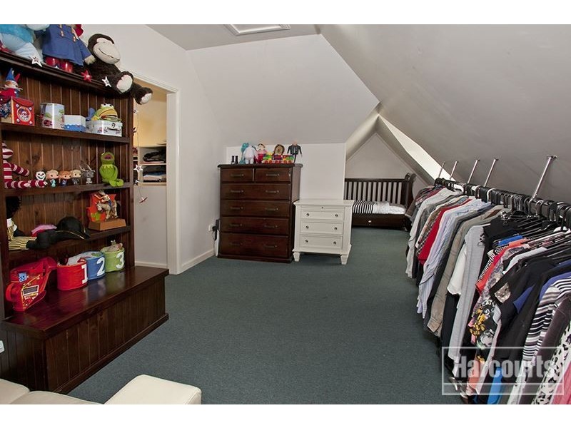 6 Warren Road, Nar Nar Goon North VIC 3812