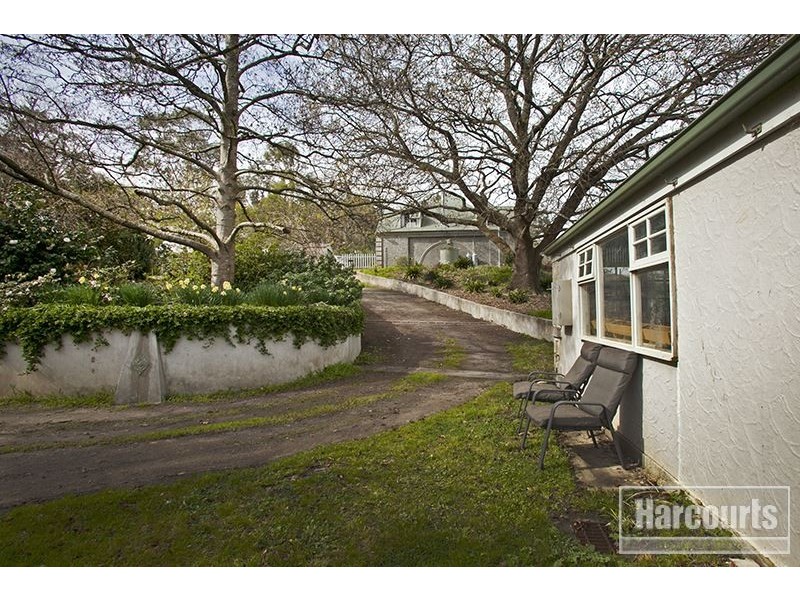 6 Warren Road, Nar Nar Goon North VIC 3812