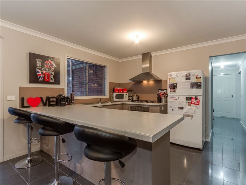 47 Ebony Drive, Pakenham VIC 3810