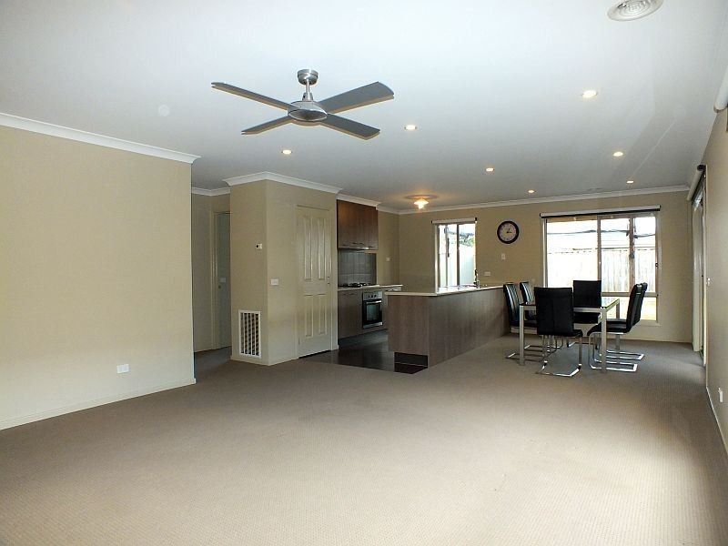 3 Melrose Street, Pakenham VIC 3810