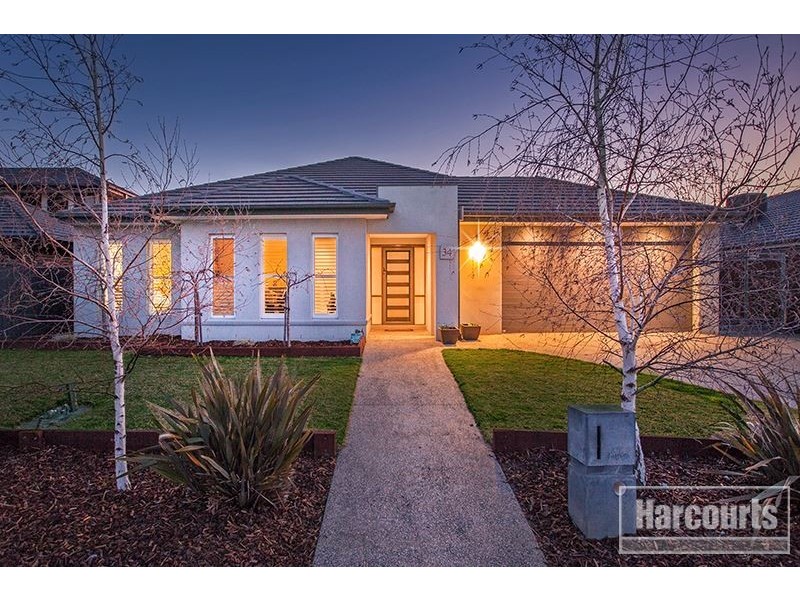 34 Botanic Drive, Pakenham VIC 3810