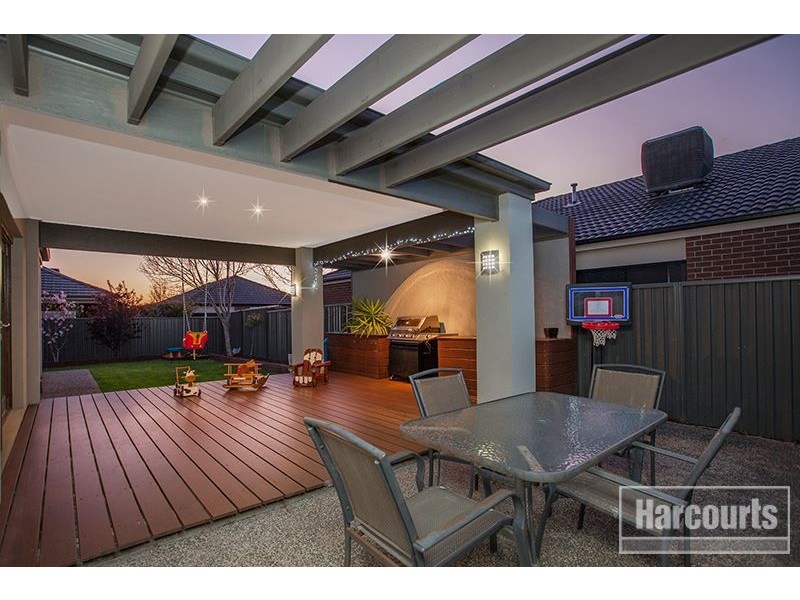 34 Botanic Drive, Pakenham VIC 3810
