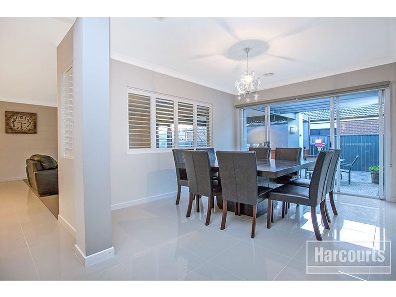 34 Botanic Drive, Pakenham VIC 3810